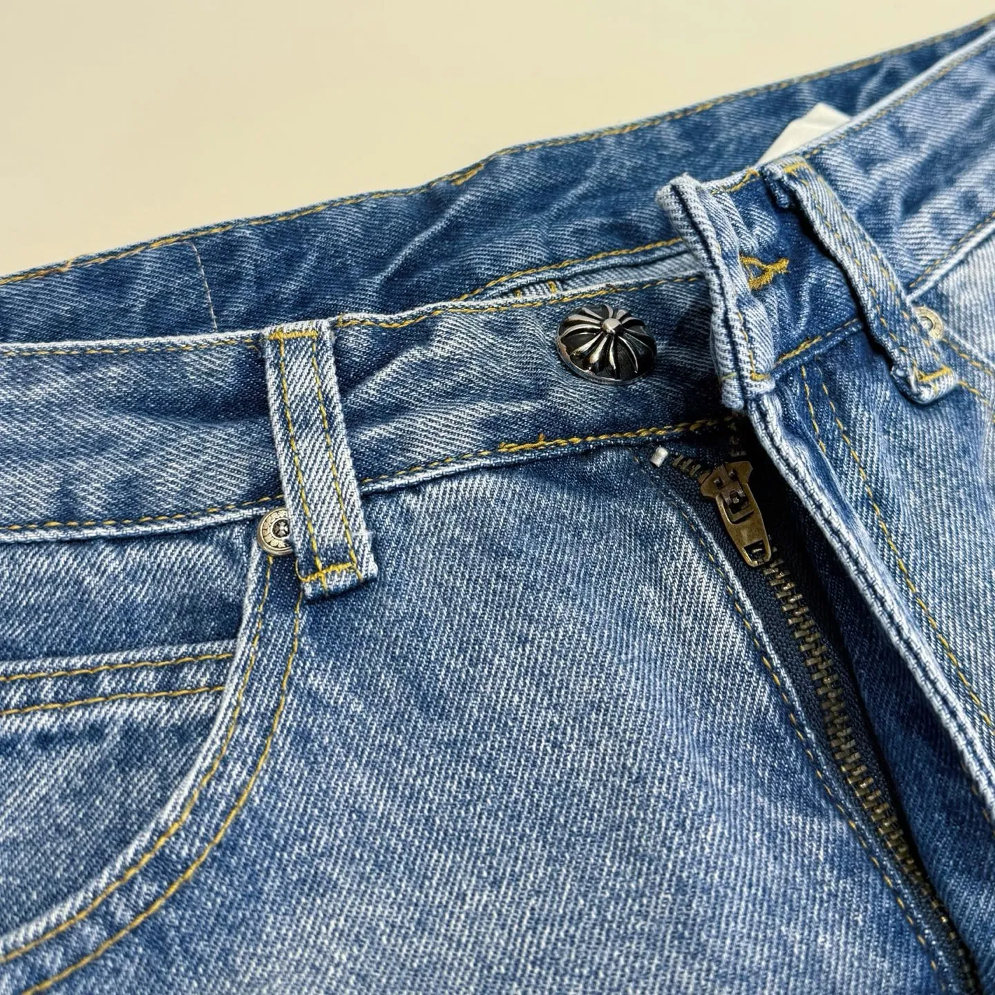 P280 Style number: D433 Chrome Hearts Chrome Hearts city limited Sanskrit cross leather jeans Size# 28 30 32 34